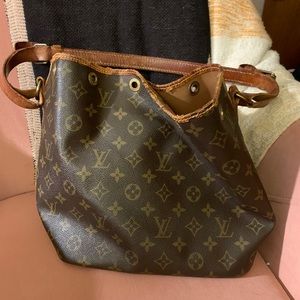 Louis Vuitton Vintage Bucket Bag
